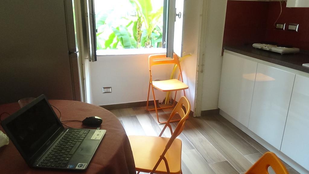 Bed And Breakfast Adduci'S House Рим Екстериор снимка